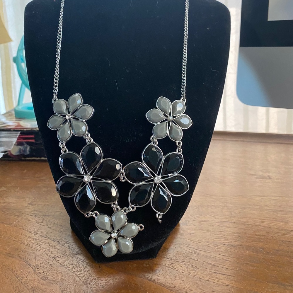 🌟Bundle offers welcome!🌟 VTG black and gray